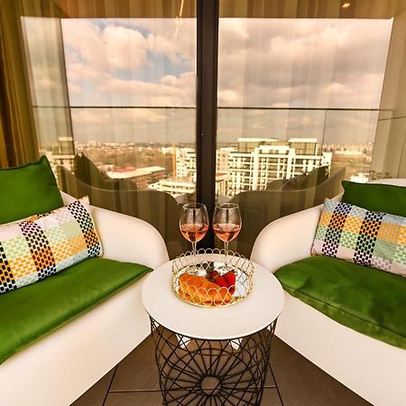 One Verdi Park Exclusive Apartments - Panoramic View & Private Parking بوخارست المظهر الخارجي الصورة