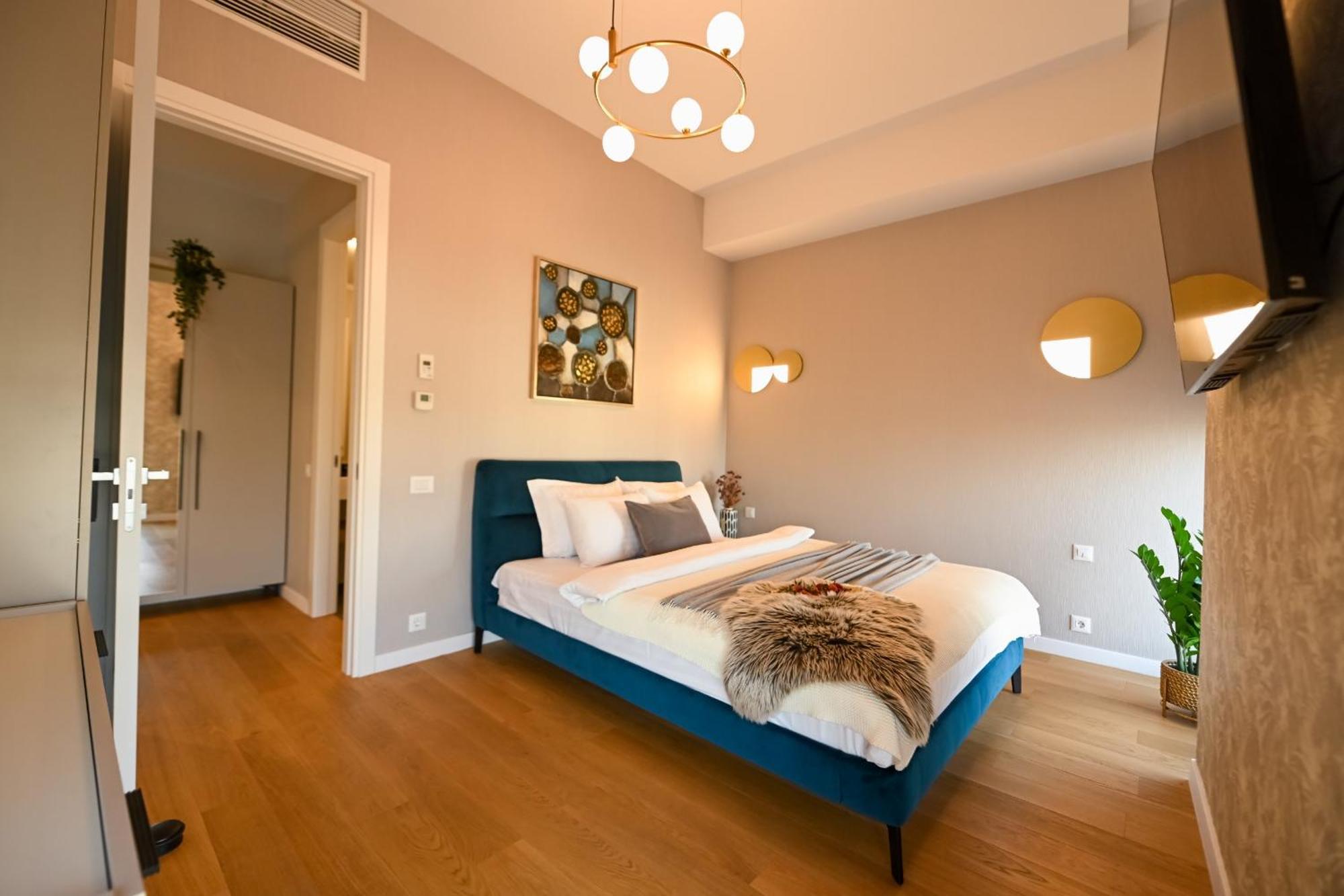 One Verdi Park Exclusive Apartments - Panoramic View & Private Parking بوخارست الغرفة الصورة