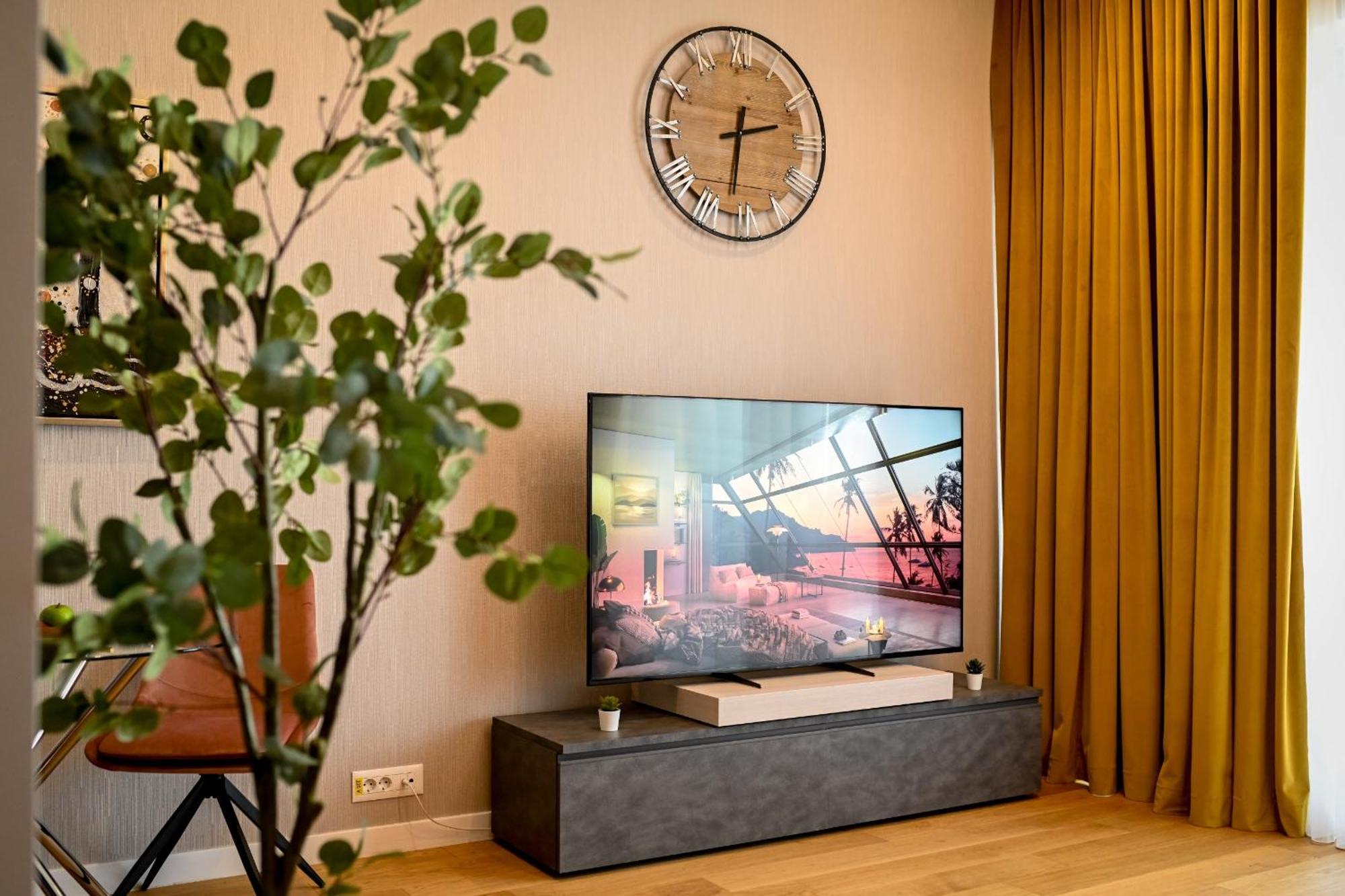 One Verdi Park Exclusive Apartments - Panoramic View & Private Parking بوخارست الغرفة الصورة